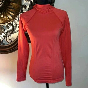 Athleta Women’s Plush Tech 3.0 Pullover Hoodie Size Small in Burnt Orange